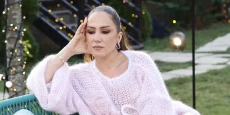 Rrjeti shpërthen në kritika ndaj Arbanës, çfarë e shkaktoi këtë stuhi reagimesh?