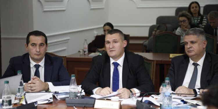 SPAK ka filluar hetimet për ‘Arubën’? Dumani i përgjigjet deputetes së PD: Nuk kam njohuri rreth kësaj çështjeje.