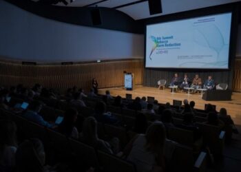 Samiti i 8-të në Athinë: Shkenca kërkon politika të reja për të ulur dëmet nga duhani.