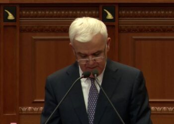 Sarkozy në liri për 5 vite, Netanyahu... Xhafaj paraqet shembuj ndërkombëtarë në Kuvend, kritika për prokurorët: 'Arrestet me burg' të larta në Shqipëri