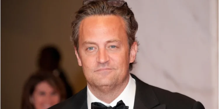 Sekreti i panjohur që e shqetësonte Matthew Perryn para vdekjes!