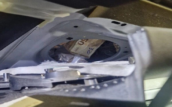 Shqiptari arrestohet me mbi 700 mijë euro të pa deklaruara në kufirin mes Kroacisë dhe Bosnjës