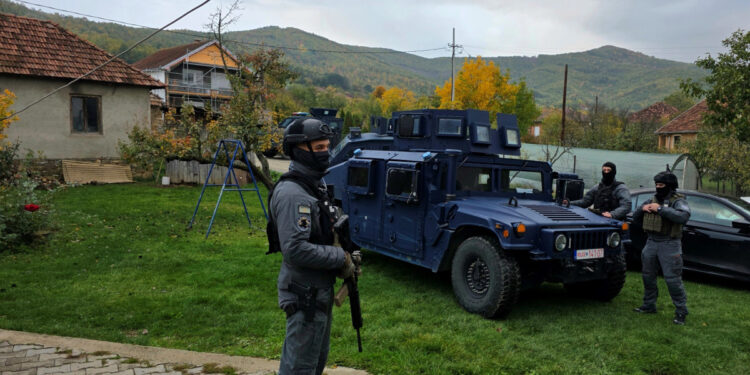 Shtatë persona të ndaluar nga policia pas operacionit në veri