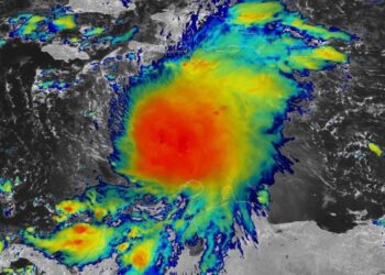 Stuhia tropikale Melissa godet Haitin, duke shkaktuar të paktën tre viktima.