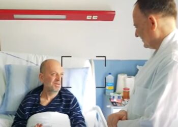 Suksesi historik në mjekësinë shqiptare: Rama njofton heqjen e një tumori, pacienti 51-vjeçar rikuperon shikimin