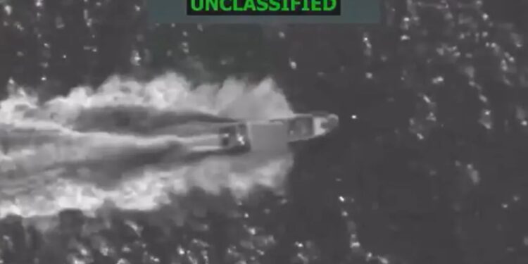 Sulmi i dytë ndaj një anijeje të dyshuar për trafik droge në Oqeanin Paqësor: SHBA vret tre individë.