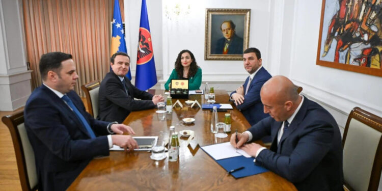 Takimi me presidenten: Konfirmimi për mandatar të ri apo zgjedhje të parakohshme