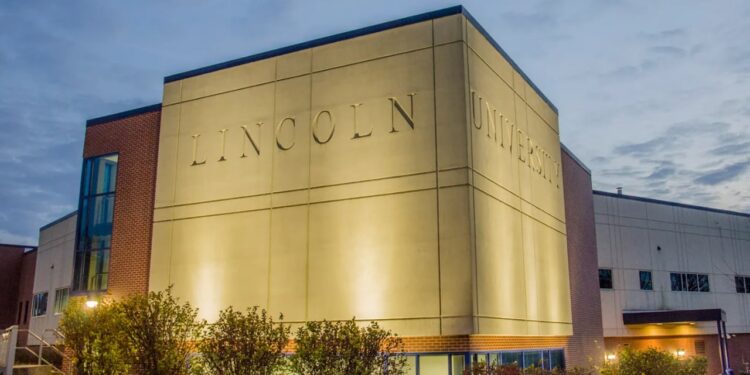 Të shtëna me armë në një universitet në Pensilvani: Një të vdekur dhe gjashtë të plagosur