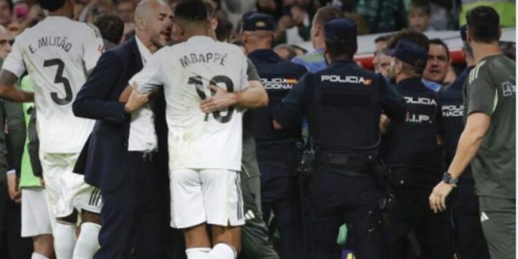 Tensionet e forta në El Clasico, nevojitet ndërhyrja e Policisë Kombëtare