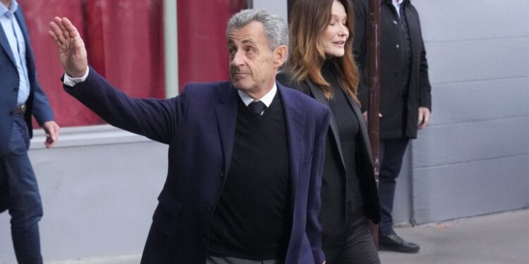 Trajtim i veçantë për Sarkozin në burg, ai është i vetmi të burgosur që merr katër vizita në javë.