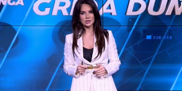 Triumfi historik i Shqipërisë në Serbi: Grida Duma hap ndryshe Top Story-n, duke falenderuar ekipin Kombëtar për një himn dhe njohje të merituar.