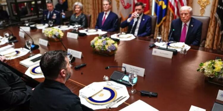 Trump drejtohet Zelenskyt: Hiqni dorë nga Donbasi ose do të përballeni me pasojat