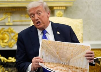 Trump po ndan planet për ndërtimin e një salle balloje luksoze prej 300 miliona dollarësh në Shtëpinë e Bardhë, inspiruar nga stili i Luigjit XIV.