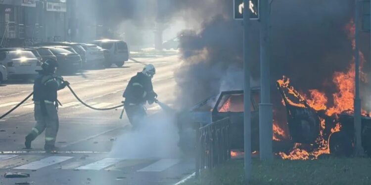 Ukraina përballon Rusinë: Sulmet me dronë në Belgorod dhe ndërprerjet e energjisë bëhen normale.