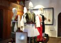 Veshjet tradicionale të Gjirokastrës: Si po kontribuojnë ato në turizëm dhe në Muzeun Etnografik