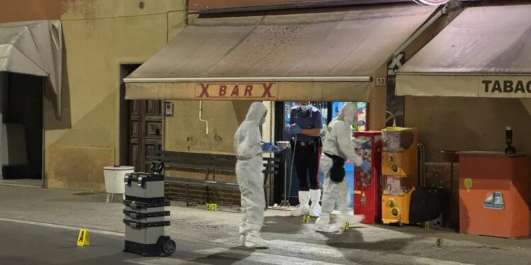 Vrasje për një kafe në Manzë të Durrësit: Zbulohet historia e Flori Paluçit në Itali, i përfshirë në një përplasje armësh para një lokali