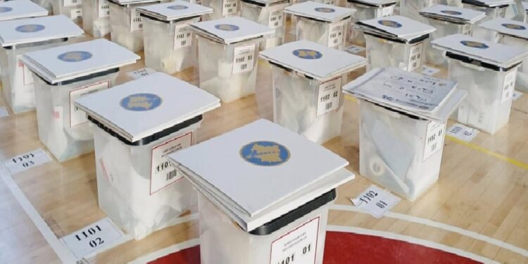 Zgjedhjet lokale në Kosovë: 97% e votave janë numëruar, LVV në krye. Si qëndrojnë partitë e tjera?