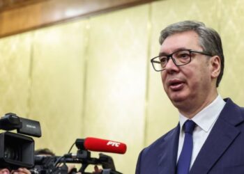 Zgjedhjet lokale në Kosovë: Vuçiç thotë se serbët po votojnë më shumë se shqiptarët.