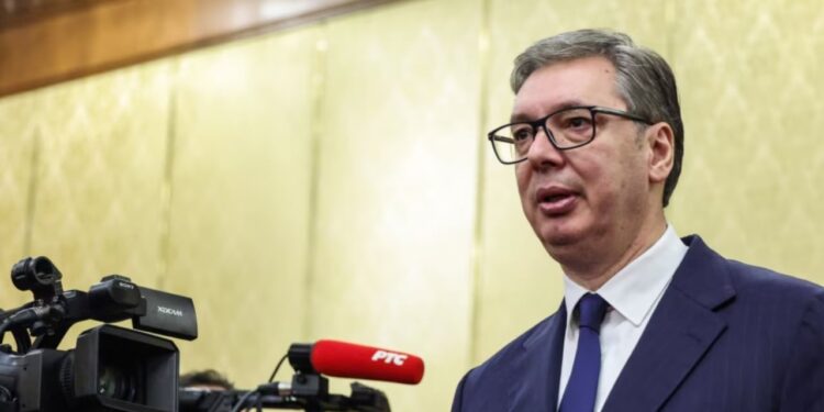 Zgjedhjet lokale në Kosovë: Vuçiç thotë se serbët po votojnë më shumë se shqiptarët.