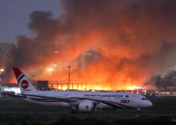 Zjarr në aeroportin e Daka-s, disa persona të lënduar, fluturimet e gjitha anulohen