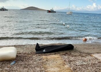 Zvogëlimi i varkave me emigrantë në brigjet e Bodrumit në Turqi, 14 persona humbin jetën.