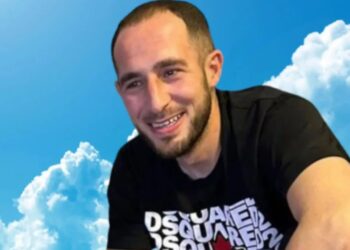 30-vjeçari shqiptar në Angli humb jetën/ Flinte në koshat e mbeturinave, dyshohet se u godit nga një kamion.