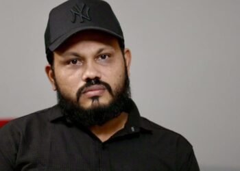 39-vjeçari që i shpëtoi aksidentit fatal me 241 viktima: 'Jam njeriu më me fat që mbijetoi, por po vuaj'