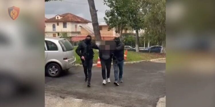 43-vjeçari nga Fieri i arrestuar për ekstradim në Itali si pjesë e një grupi tregtarësh të drogës
