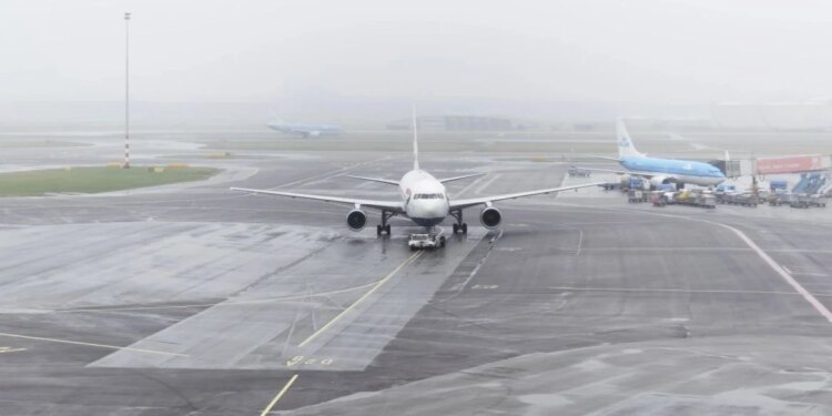 Alarm për dronët e panjohur në Europë, Holanda blen 100 radarë për t’i zbuluar ato.