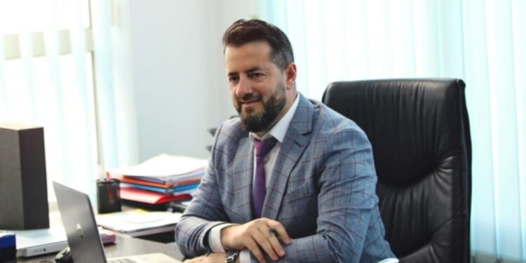 Analiza e Klodian Rados: Një Vështrim mbi Projektligjin ‘Për Barazinë Gjinore’ dhe Mospërputhjen me Kushtetutën dhe Legjislacionin e BE-së