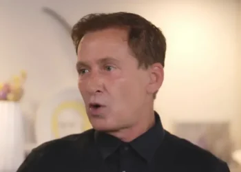 Arjan Konomi zbulon si e humbi punën në Top Channel: 'Nëse nuk e heq, do largohesh...'