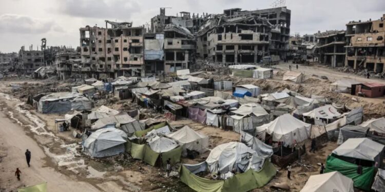 Armëpushimi në Lindjen e Mesme vazhdon përballë tensioneve, Izraeli rihap kalimin Zikim për ndihma humanitare drejt Gazës.