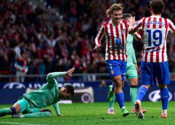Atletico Madrid rikthehet fuqishëm në garën për titullin e La Ligës, falë Griezmannit.