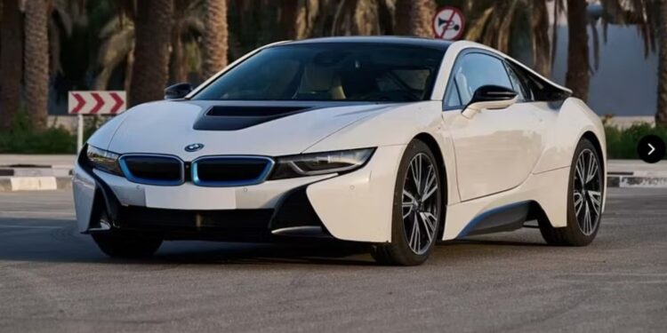 BMW i8 i Maradonës në ankand: Çmimi aktual i mjetit.