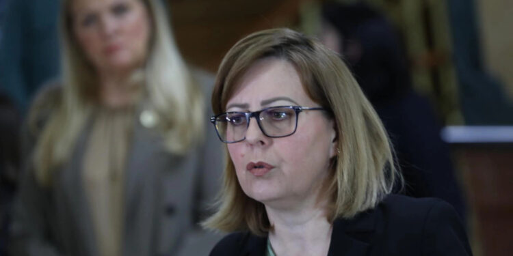 Bajrami: I befasuar që Albin Kurti nuk është përfshirë në aktakuzën për rezervat shtetërore.