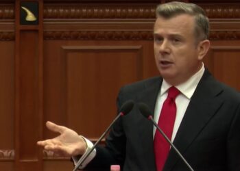 Balla përballë opozitës në Kuvend: ‘Sali, je tradhtuar vendin sa herë ke mundur’