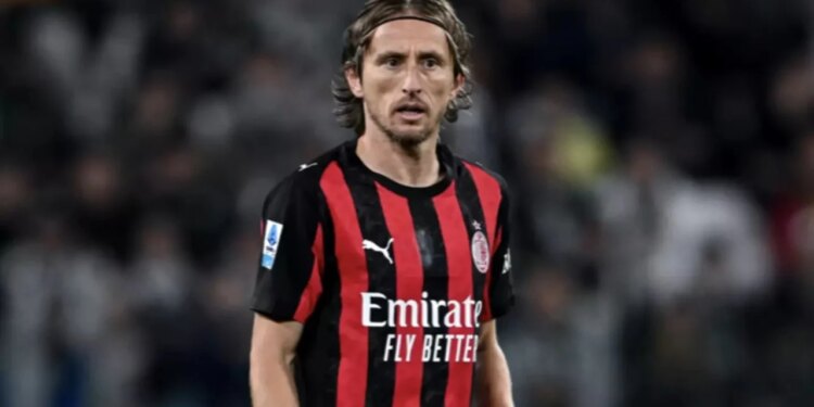 Behet e pabesueshme, Modriç 40 vjeç është një nga 4 lojtarët më të spikatur në Serie A.