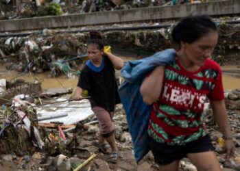 Bilanci i tajfunit "Kalmaegi" në Filipine: 114 të vdekur dhe mijëra të evakuuar