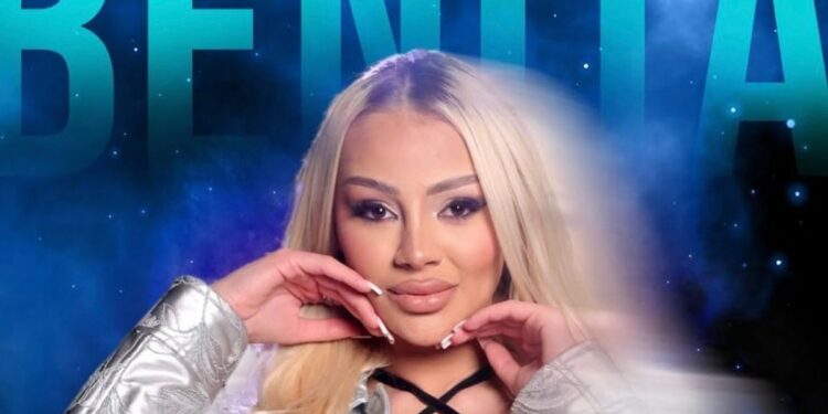 Buzëqeshje me vlerë milionare: Benita nga BBV Kosova me dhëmbët e mbuluar me diamante të 18 mijë eurove!