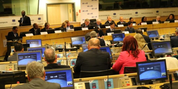 CDI: Çfarë është dhe si Berisha u bë një nga 17 presidentët e saj në katër kontinente?