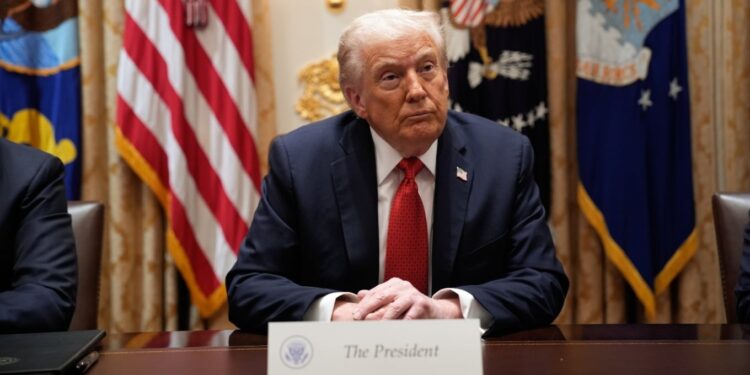 “Çdo kush që e mbështet atë është i paarsyeshëm”: Trump i bën thirrje hebrenjve të Nju Jorkut të mos votonin për kandidatin demokrat.