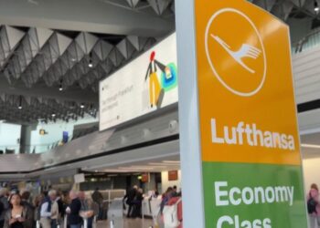 Çmimet e biletave të avionit për në Gjermani: CDU kërkon ulje të kostove.