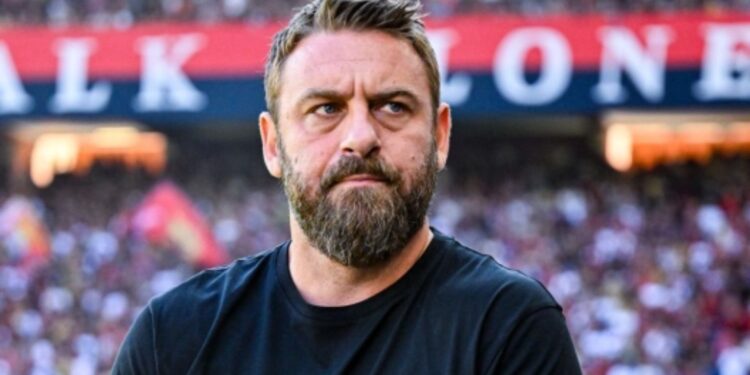 De Rossi fillon karrierën si trajner në vendin ku e la, zyrtarisht në stolin e Genoas