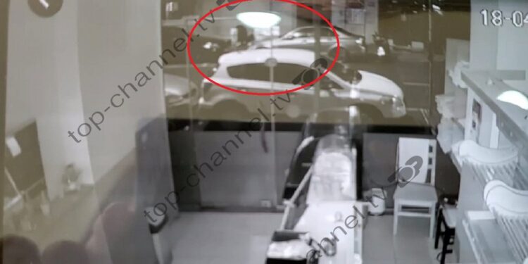 Dënohet me 12 vjet burg vrasësi i Stiven Toshkëzit, familjarët protestojnë ashpër në gjykatë.