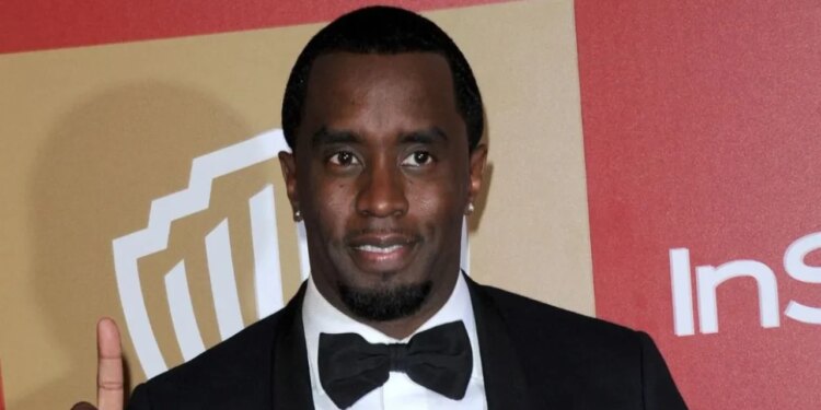 Diddy kalon Ditën e Falënderimeve në qeli, financoi një vakt për rreth 1,000 të burgosur të tjerë.