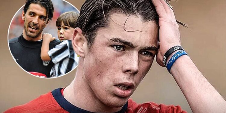 Djali i Buffon tregon shkëlqim, por jo me Italinë. Realizon tripletë në ndeshjen kualifikuese për Europianin U19.