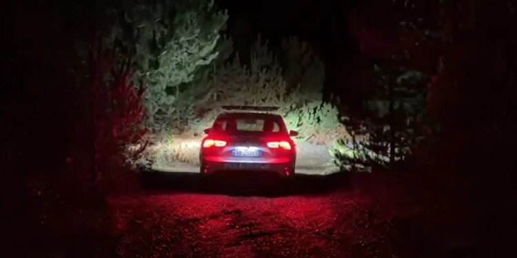 Dorëzimi i një prej të dyshuarve në Orosh para RENEA-s, ai është i plagosur.