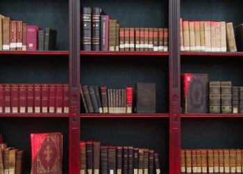 Ekspozita e Shkrimeve Të Shenjta: 452 Dokumente Në Bibliotekën Kombëtare