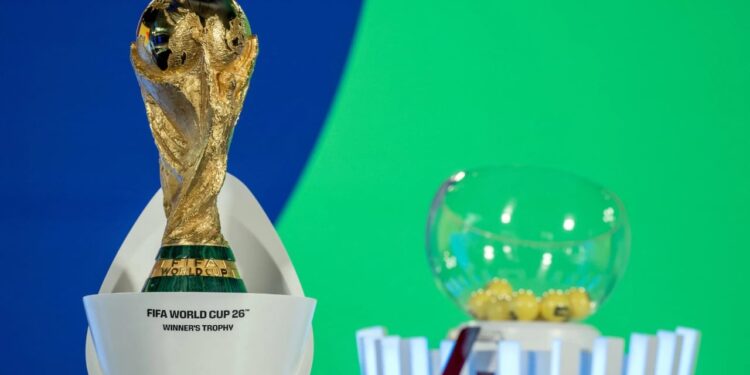 FIFA konfirmon shpërndarjen e grupeve: Pozitat e Shqipërisë dhe Kosovës nëse arrijnë të kualifikohen për Botërorin 2026.