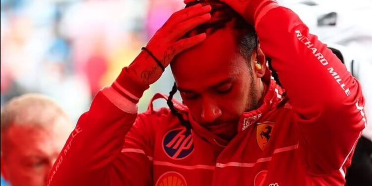 Ferrari dhe zhgënjimi i Hamiltonit: Një sezon i parë i komplikuar, por besimi te skuadra mbetet i fortë.